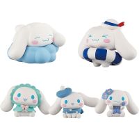 ฟิกเกอร์ Sanrio Cinnamoroll 5ชิ้นห่วงยางว่ายน้ำตุ๊กตาสุนัขเค้กแบบ DIY หูใหญ่ตกแต่ง