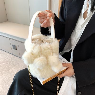 [COD] Cross-border fresh and sweet plush bucket bag 2023 new cute ball oblique drawstring female