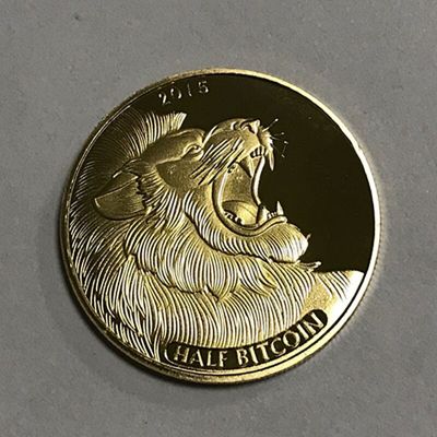เหรียญกษาปณ์ที่ระลึกแบบครึ่งหัวสิงโต2015 2มิติเหรียญหุ้มทองแท้40X3มม. สินค้าใหม่