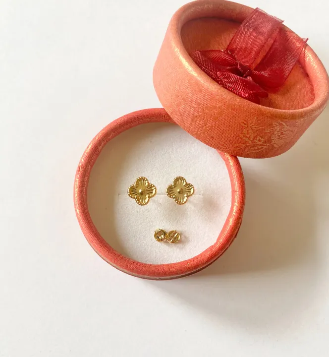 Pawnable 18K Gold VCA Inspired Earrings Lazada PH