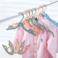 Outdoor Magic Folding Hanger ราวแขวนเสื้อผ้าแบบพกพากันลื่น