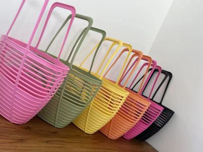 New Womens Jelly Bag Trend Retro Hollow Woven Eco friendly Vegetable Basket Handbag