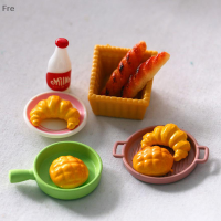 Fre 6pcs simulation Croissant bread dollhouse อาหารขนาดเล็กขนมครัวของเล่น