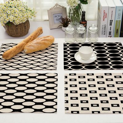 【LZ】▲✿  1Pcs Black White Geometric Pattern Placemat Dining Table Mat Cotton Linen Pad Drink Coasters 42x32cm Kitchen Accessories MG0023