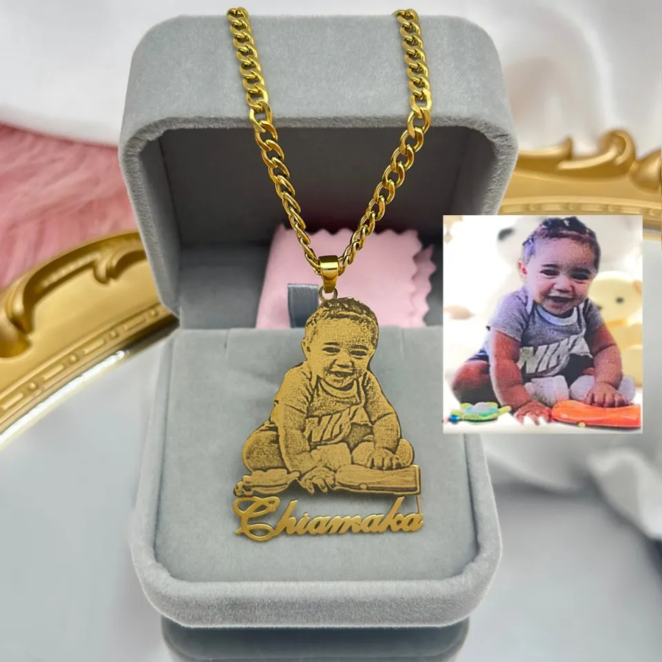 Nameplate necklace hot sale for child