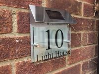 Customize MODERN HOUSE SIGN PLAQUE DOOR NUMBER STREET GLASS ALUMINIUM EFFECT SOLAR LIGHT Wall Stickers Decals