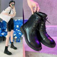 Back Zipper Mid-Tube Boots Women S 2021 Spring And Autumn New Low-Heel Martin Style Front Belakang Bahagian Tengah Tube Wanita Musim Semi Dan Gugur Baru Kasut Tumit Rendah a Depan Lace-Up Short BootsLace-Up Casual* Back Zipper Mid