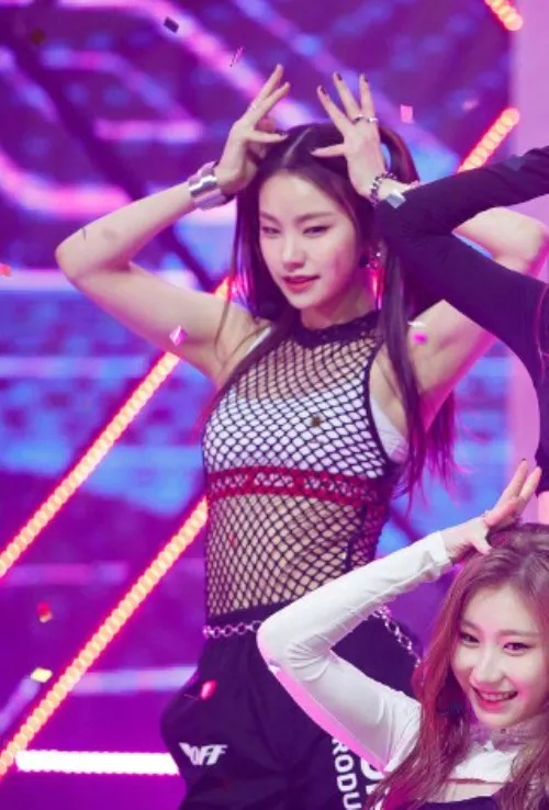 kpop #viral #love #korean #asian #queen #goddess #dance #itzy