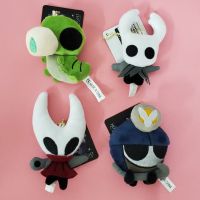 [Toy paradise]4ชิ้น/ล็อต9ซม.เกม Hollow Knight คอสเพลย์ของเล่นตุ๊กตาผ้ากำมะหยี่ตุ๊กตาของขวัญเด็กพวงกุญแจจี้เครื่องประดับตกแต่งกระเป๋า