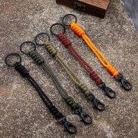 Paracord ปีนผากลางแจ้ง MKENDN พวงกุญแจโบว์งูที่รัดคู่แคมป์ช่วยเหลือพวงกุญแจของขวัญแฮนด์เมด