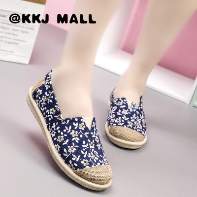 KKJ MALL รองเท้าผู้หญิง รองเท้าผ้าใบ รองเท้าผ้าใบผญ 2022 ใหม่ 021505