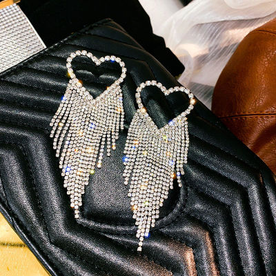 925 เข็มเงินสไตล์ยุโรปและอเมริกาโอ้อวดเต็มพู่เพชรรักต่างหูยาวต่างหูแฟชั่นส่วนบุคคล925 silver needle European and American style exaggerated full diamond tassel love earrings luxury long earrings personalized fashion earrings