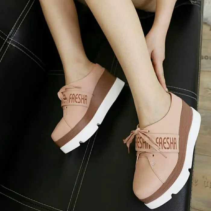 Sepatu Wedges Terbaru
