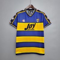 ﺴ 01-02 Parma Home เสื้อฟุตบอลย้อนยุค Football