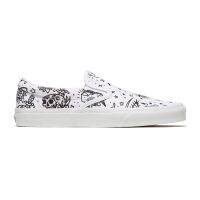 [UPTOSTREET] VANS รองเท้า Classic Slip-On - (U-Color) Tattoo/True White [VN0A4BV31IU]