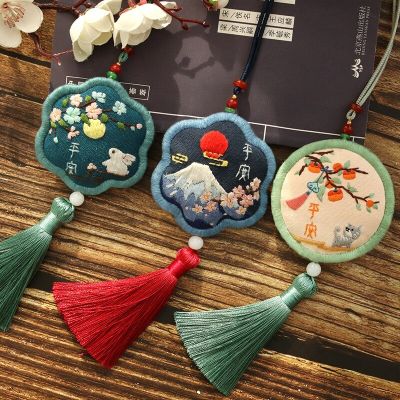 Rabbit Cross Stitch Animal Diy Embroidery Omamori Minder Kit Threads for Knitting Fabric Needlework Decor Jewelry Sachet Needlework