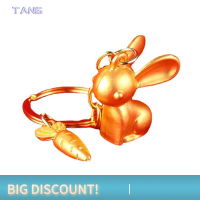 ?【Lowest price】TANG ราศีกระต่ายทองส่งพรแครอทพวงกุญแจ Rich กระต่ายโลหะพวงกุญแจสำหรับกระเป๋ารถพวงกุญแจ Happy New Year Gift