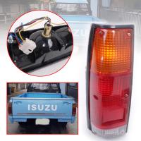 ไฟท้าย รุ่น อีซูซุ ISUZU KBZ ปี 1984 - 1988 3 สี ขอบดำ ข้างซ้าย 1 ดวง รวมชุดหลอดไฟ และสายไฟ