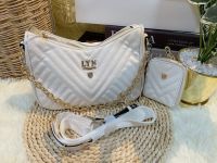 สุดคุ้ม SET 2 ใบ 1 แถม 1 NEW LYN HANDBAG CROSSBODYBAG ใหม่ กระเป๋าถือ กระเป๋าสะพายข้าง กระเป๋าผู้หญิง ของแท้ 100%