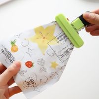 Sealing clip kitchen food preservation bag food bag moisture-proof sealing clip milk powder sealing clip snack plastic bag clip 【JYUE】