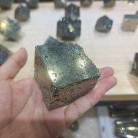 ใหม่! 6เซนติเมตร100 ที่สวยงามธรรมชาติเงา Cube Pyrite ยืนตัวอย่างแร่หินคริสตัลรักษาตกแต่งบ้านงานฝีมือ