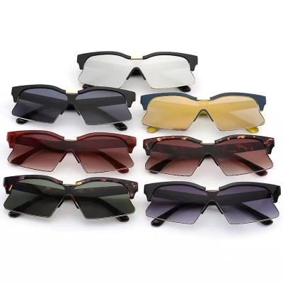 กรอบขนาดใหญ่สำหรับผู้หญิงแว่นตากันแดดทรงแคทอายนักออกแบบแบรนด์วินเทจสำหรับผู้หญิงแว่นกันแดดสำหรับผู้ชาย Oculos De Sol UV400