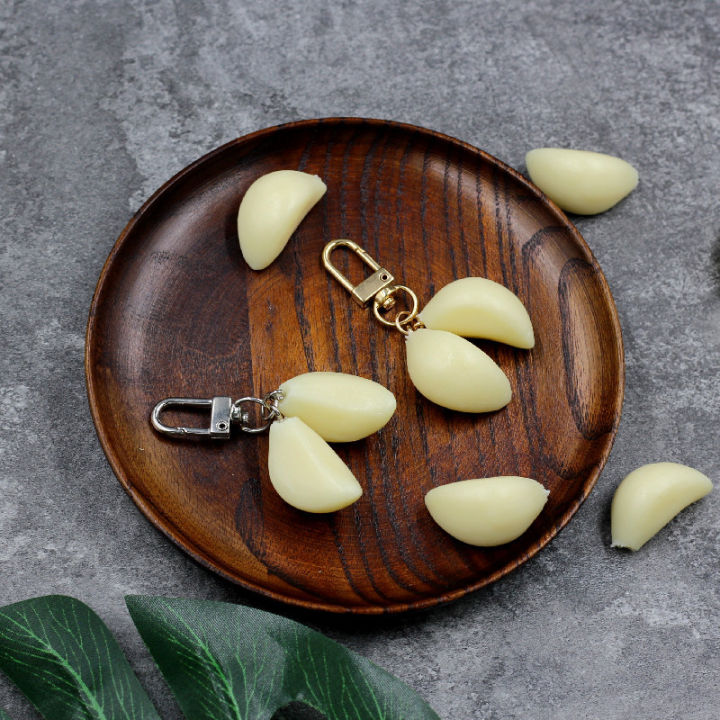 car-keychains-garlic-pendant-keychain-couple-personality-keychains-bag-pendant-key-chains-fashion-key-chains