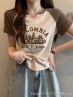 ☽✸ Large size and slightly fat retro American short-sleeved front shoulder t-shirt womens summer fat MM design feeling niche cover meat and look thin v-neck top