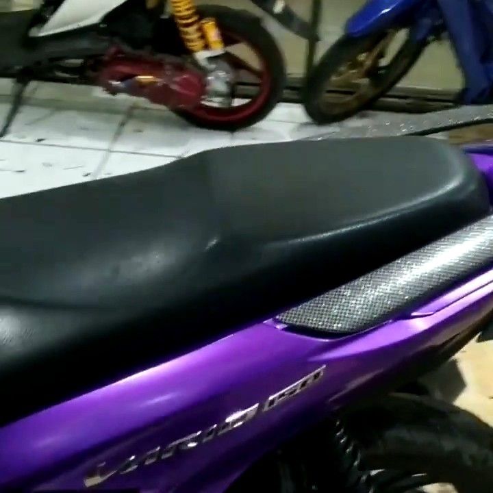 Skotlet Motor Violet Metalic Warna Ungu Candy Sticker Motor Berkualitas Lazada Indonesia