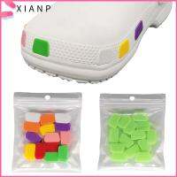 XIANP 14ชิ้นหัวเข็มขัดสีรองเท้าเสน่ห์ถอดได้ซิลิโคนตกแต่งบล็อกหลากสีสันรองเท้าแฟชั่นสะอาดและแห้งแบบ DIY สำหรับผู้หญิง