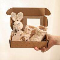 3Pcs/Set Baby Rattle Rabbit Hand Crochet Shoes Set For 0-12 Months Newborn Wooden Animal Teether Toys For Baby Birth Gift Set