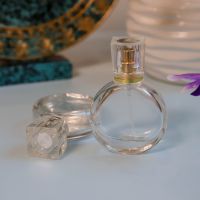 5pcs 25ML Crystal Clear Premium Perfume Bottle Portable Delicate Cosmetics Empty Spray Glass Refillable Bottle Free Packing Tool Travel Size Bottles C