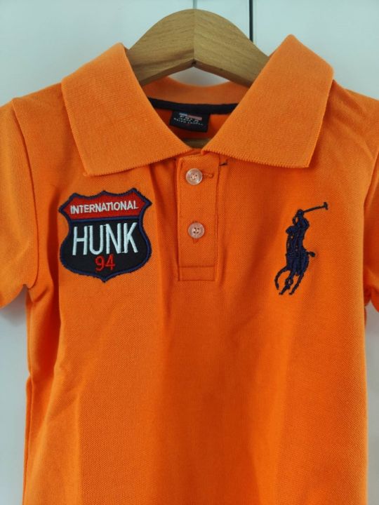 เสื้อคอปก-ปักม้าโปโล-hunk94-สีส้ม-sale-180-บาท-size-1-2ปี