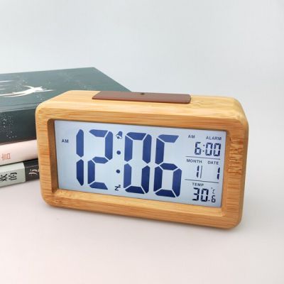 นาฬิกานาฬิกาปลุกดิจิตอลไม้ไฟกลางคืนเซ็นเซอร์อัจฉริยะพร้อมวันที่เลื่อน12/24hr สามารถเปลี่ยนไม้เนื้อแข็ง/เปลือกไม้ไผ่ได้