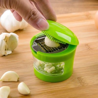 Stainless Steel Manual Garlic Press Kitchen Multifunctional Garlic Puree Cutting Garlic and Vegetable Cutter Gadgets