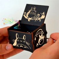 Engraving Pattern My Neighbor Totoro New Music Box Wooden Hand Crank Music Box Valentines Day Birthday Present Gift to Child