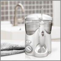 Waterpik Countertop ไหมขัดฟันพลังน้ำเครื่องฉีดน้ำในปาก,ขาว