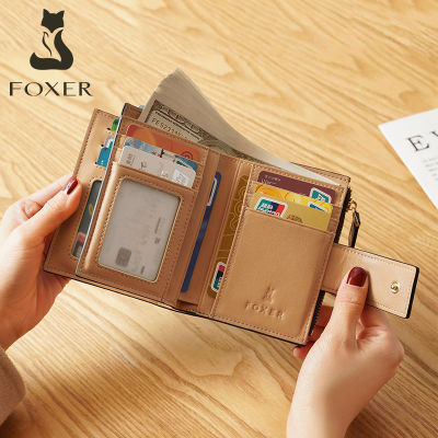 FOXER พีวีซีผู้หญิง Signature กระเป๋าสตางค์กระเป๋าเงินขนาดเล็กลายนูนหญิงกระเป๋าสตางค์ใบสั้นกระเป๋าสตางค์ผู้หญิง Chic Card ผู้ถือเหรียญแฟชั่นกระเป๋า