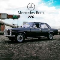 Mercedes Benz 220แบบจำลองรถยนต์คลาสสิกอัลลอยด์จำลองยานพาหนะโลหะรถโมเดลของขวัญของเล่นเด็ก