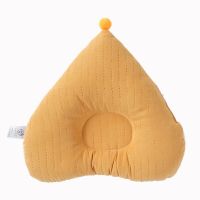 Correction of Head Deviation In Newborns with Shaped Baby Pillows and Cotton Head Shape Correction Breastfeeding Pillow