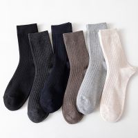 {Sock Shop} Stoking ถุงเท้าสีทึบผู้ชายผู้หญิงถุงเท้าผ้าฝ้ายระบายอากาศที่สะดวกสบายถุงเท้าถุงเท้าที่เหมาะกับชายและหญิง (1คู่) (เหมาะสำหรับขนาด37-44)