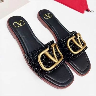 British fashion gold buckle  flat shoes v buckle slippers woven slippers womens summer outer wear 2022 new