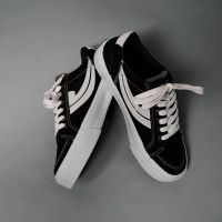 Johnson Orion Black White Low Cut Original Shoes