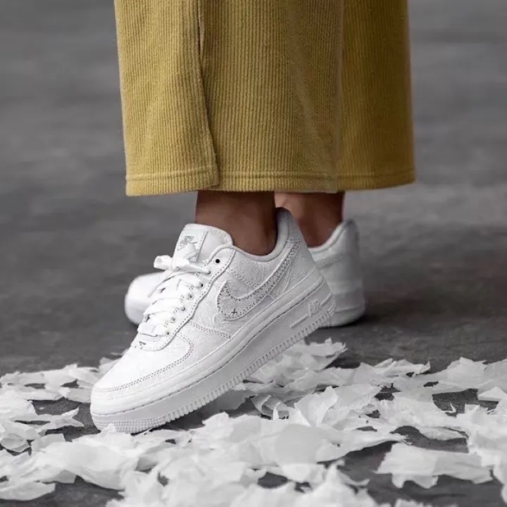 nike air force 1 lx tear away white
