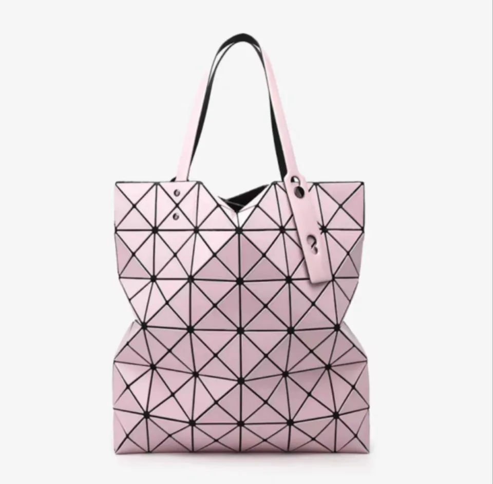 BAO BAO ISSEY MIYAKE on Instagram: CARAT Release Month: September, 2023  *The release month might be different in each country. #baobaoisseymiyake # baobao #isseymiyake #baobaoisseymiyakeAW23