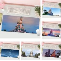 Disney Castle Rubber Mouse แผ่นรองเมาส์เดสก์ท็อปที่ทนทาน L คีย์บอร์ดเกมมิ่งขนาดใหญ่ แผ่นรองโต๊ะคอมพิวเตอร์แท็บเล็ต แผ่นรองเมาส์เกมมิ่ง