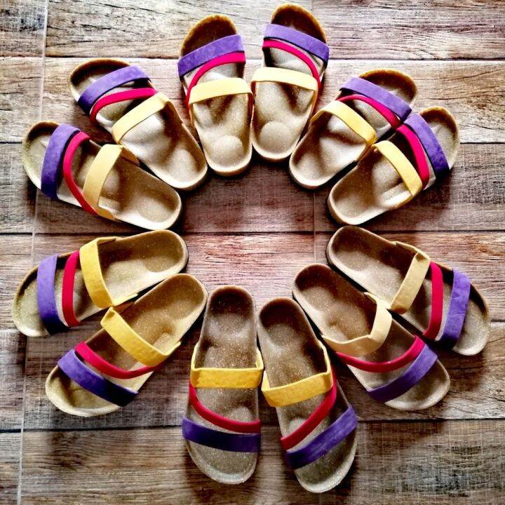 Sandals with hot sale 3 straps