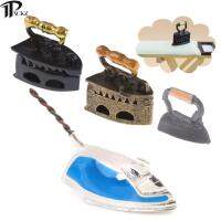 1: 12 Dollhouse Miniature Iron Ironing Board บ้านตุ๊กตาเฟอร์นิเจอร์112 Dollhouse ตกแต่งห้องเด็กผู้หญิงของเล่น Gifts