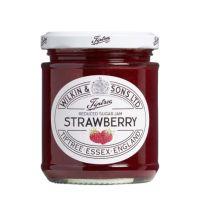 ?New Arrival? ทิปทรี แยม สตรอว์เบอร์รี่ สูตรลดน้ำตาล 200 กรัม - Tiptree Strawberry Reduced Sugar Preserve Fruit Spread Jam 200g ?