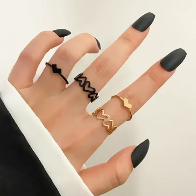 IPARAM Trendy Black Gold Color Metal Rings Set for Women Men Concise Couple Ring Heart Lover Gifts Fashin Jewelry